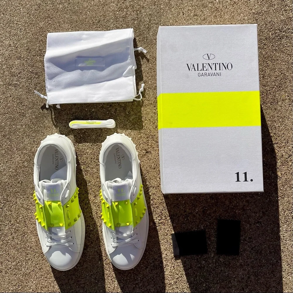 Valentino Garavani Men's White Rockstud Leather Sneaker - Picture 2 of 5